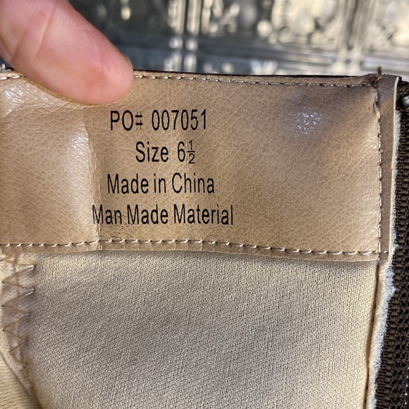 Journee Collection Carly Riding Boot with Almond-Toe Size 6.5 - Picture 7 of 9